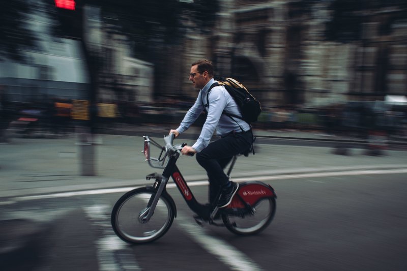 Supporting image for Exercise and smoking: Cycle to Work day